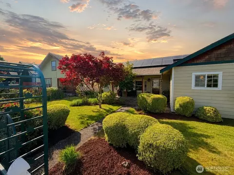 260 Lincoln Ave E, Tenino, WA 98589