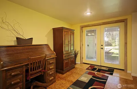 Entry Way - 3370 E Harbor Rd, Langley, WA 98260 photo 2 of 2