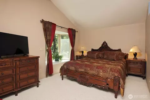 Bedroom - 3370 E Harbor Rd, Langley, WA 98260 photo 1 of 2