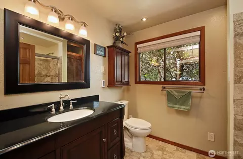 Bath - 3370 E Harbor Rd, Langley, WA 98260 photo 2 of 4