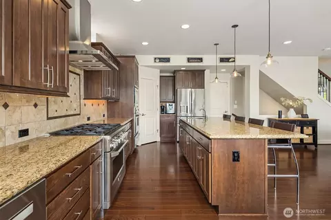 Kitchen - 15016 97th Ave NE, Bothell, WA 98011 photo 4 of 4