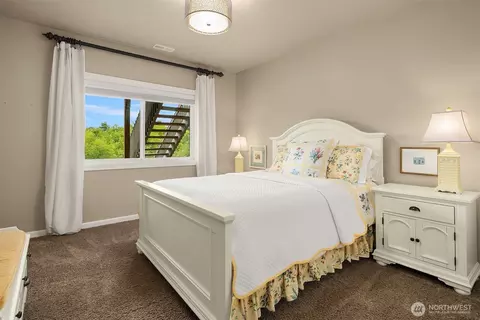 Bedroom - 15016 97th Ave NE, Bothell, WA 98011 photo 1 of 6