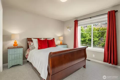Bedroom - 15016 97th Ave NE, Bothell, WA 98011 photo 6 of 6