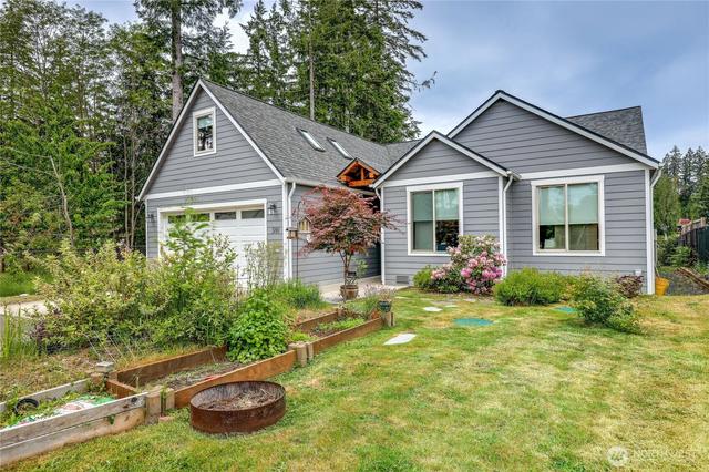 380 E Benson Lake Rd, Grapeview, WA 98546
