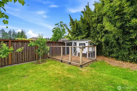 Exterior - 3923 221st St SE, Bothell, WA 98021 photo 8 of 8
