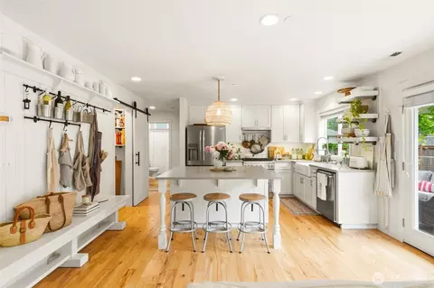 Kitchen - 3923 221st St SE, Bothell, WA 98021 photo 1 of 6