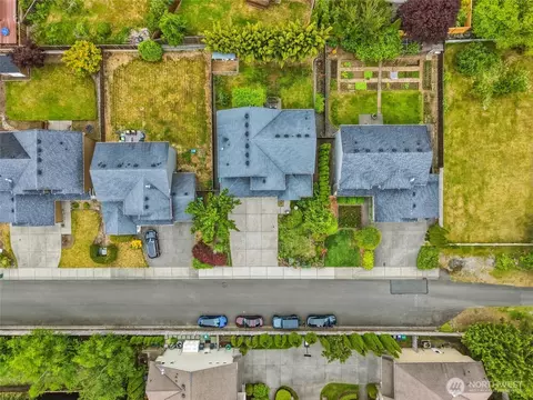 View/Area - 3923 221st St SE, Bothell, WA 98021 photo 1 of 2