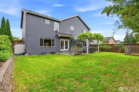 Exterior - 3923 221st St SE, Bothell, WA 98021 photo 6 of 8