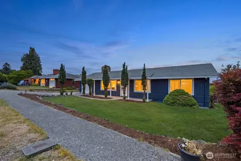 1910 22nd St, Anacortes, WA 98221
