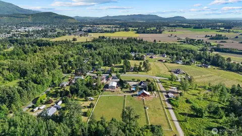 View/Area - 22285 Cully Rd, Sedro Woolley, WA 98284 photo 6 of 8