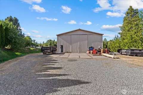 Exterior - 22285 Cully Rd, Sedro Woolley, WA 98284 photo 8 of 8