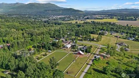 View/Area - 22285 Cully Rd, Sedro Woolley, WA 98284 photo 7 of 8