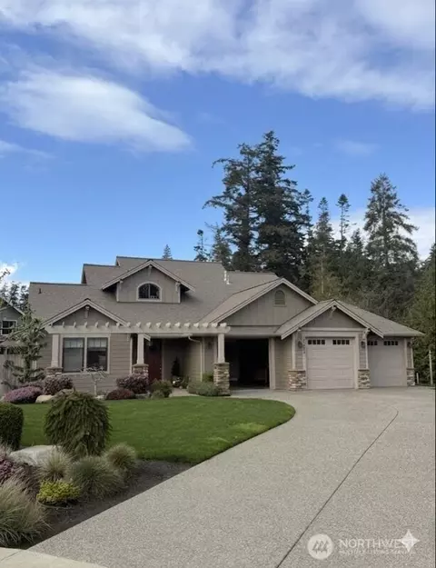 2708 Strom Pl, Anacortes, WA 98221