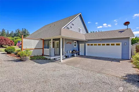 237 Heather Dr, Camano Island, WA 98282