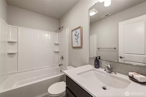 Bath - 19409 36th Ave SE #D, Bothell, WA 98012 photo 3 of 3