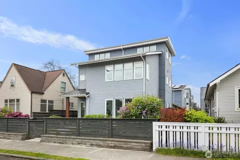 6233 Carleton Ave S, Seattle, WA 98108