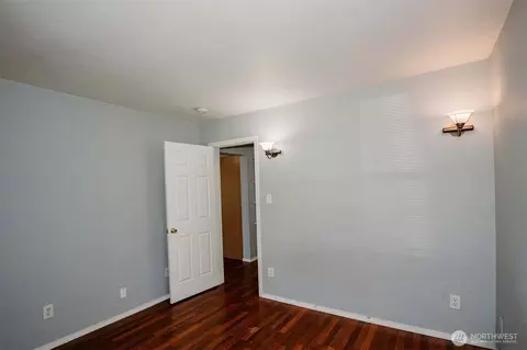 Bedroom - 2218 Summit Ave, Everett, WA 98201 photo 5 of 6