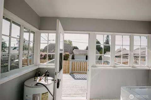Other - 2218 Summit Ave, Everett, WA 98201 photo 2 of 6