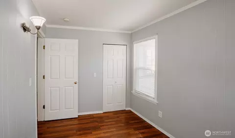 Bedroom - 2218 Summit Ave, Everett, WA 98201 photo 2 of 6