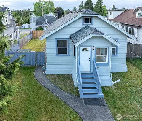 2218 Summit Ave, Everett, WA 98201