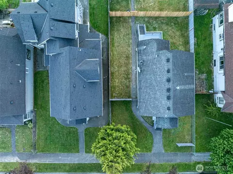 View/Area - 2218 Summit Ave, Everett, WA 98201 photo 2 of 2
