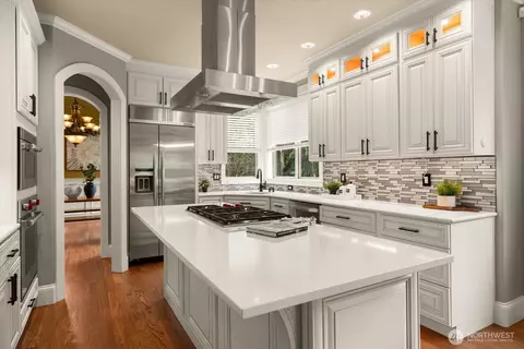 Kitchen - 19415 100th Ave NE, Bothell, WA 98011 photo 1 of 4