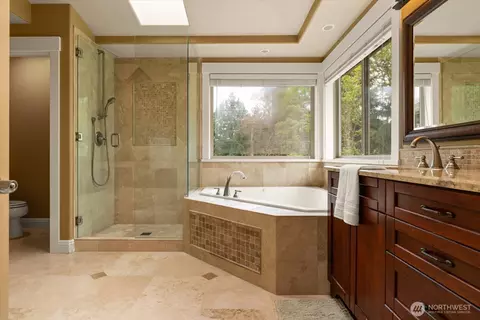 Bath - 19415 100th Ave NE, Bothell, WA 98011 photo 3 of 5
