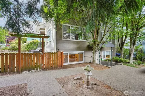 3624 Whitman Ave N #1, Seattle, WA 98103