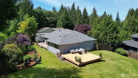 15515 88th Dr NW, Stanwood, WA 98292