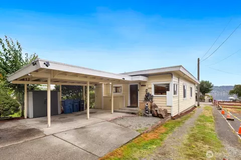 10006 Rainier Ave S, Seattle, WA 98178