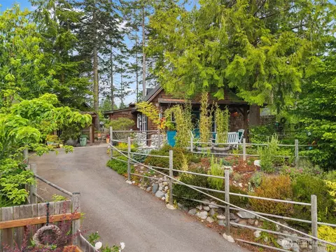 2437 Eddy St, Port Townsend, WA 98368