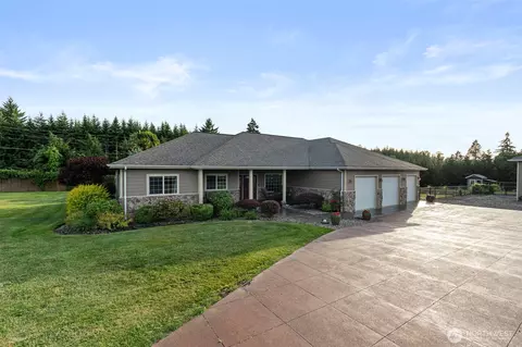 107 Woodcrest Dr, Chehalis, WA 98532