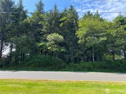 888 Ocean Shores Blvd, Ocean Shores, WA 98569
