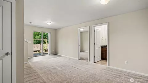 Living - 16533 2nd Park SE, Bothell, WA 98012 photo 2 of 2