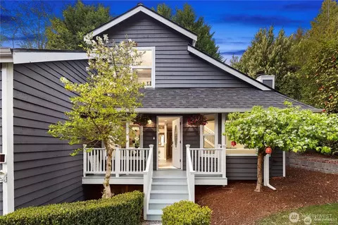 7214 NE 155th St, Kenmore, WA 98028