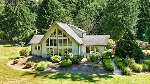 20412 133rd St NE, Granite Falls, WA 98252