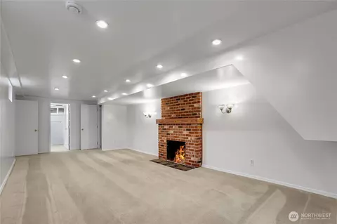 Living - 4828 Rucker Ave, Everett, WA 98203 photo 8 of 8