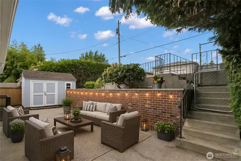 Exterior - 4828 Rucker Ave, Everett, WA 98203 photo 7 of 13