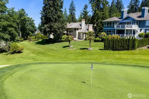13713 209th Ave NE, Woodinville, WA 98077
