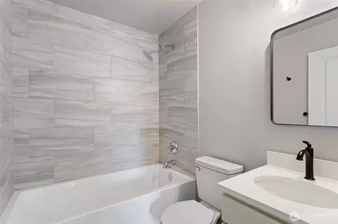 Bath - 1624 Pine St, Everett, WA 98201 photo 1 of 2