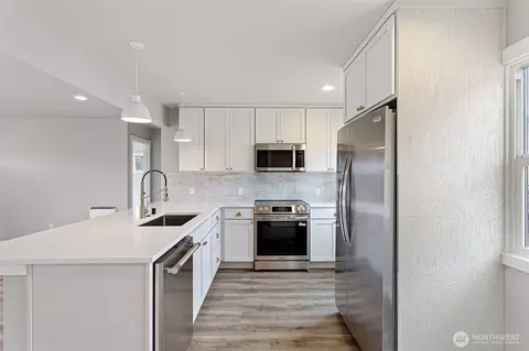 Kitchen - 1624 Pine St, Everett, WA 98201 photo 3 of 5