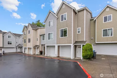 25220 104th Avenue Ave SE #9, Kent, WA 98030