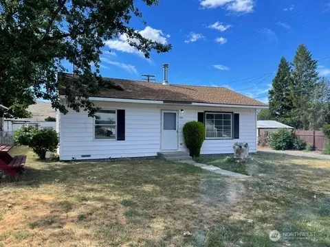 530 16th St, Bridgeport, WA 98813