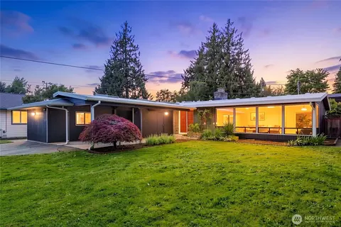 4215 189th Pl SW, Lynnwood, WA 98036