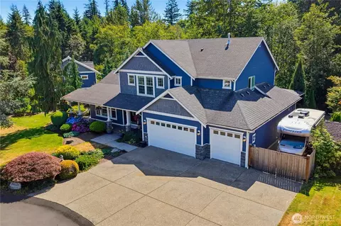 19220 5th St E, Lake Tapps, WA 98391