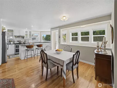 Dining - 27721 SE 400th Way, Enumclaw, WA 98022 photo 2 of 2