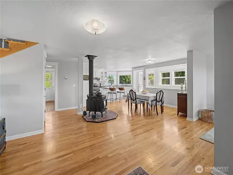 Dining - 27721 SE 400th Way, Enumclaw, WA 98022 photo 1 of 2