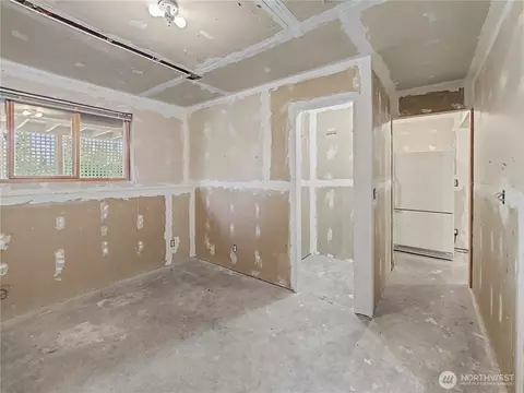 Bedroom - 27721 SE 400th Way, Enumclaw, WA 98022 photo 5 of 5