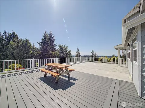 Exterior - 27721 SE 400th Way, Enumclaw, WA 98022 photo 4 of 7