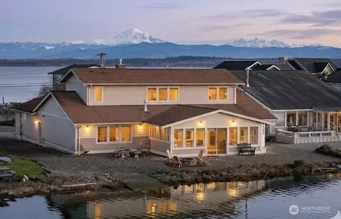 4121 Saltspring Dr, Ferndale, WA 98248